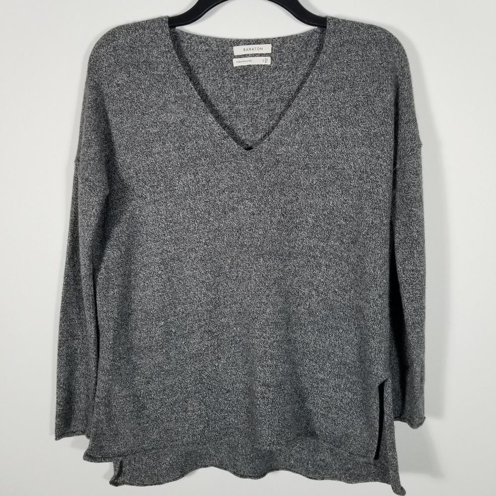 Aritzia's Babaton Wool Blend V Neck High Low Sweater Size Small
